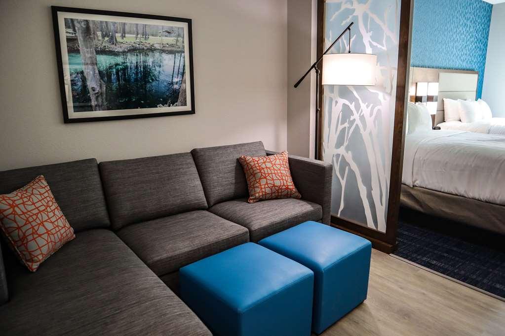 Comfort Suites Gainesville Near University Rom bilde
